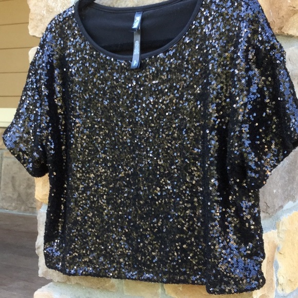 Victoria sport sequins top Christmas costume party festival Coachella New Years - Picture 7 of 8